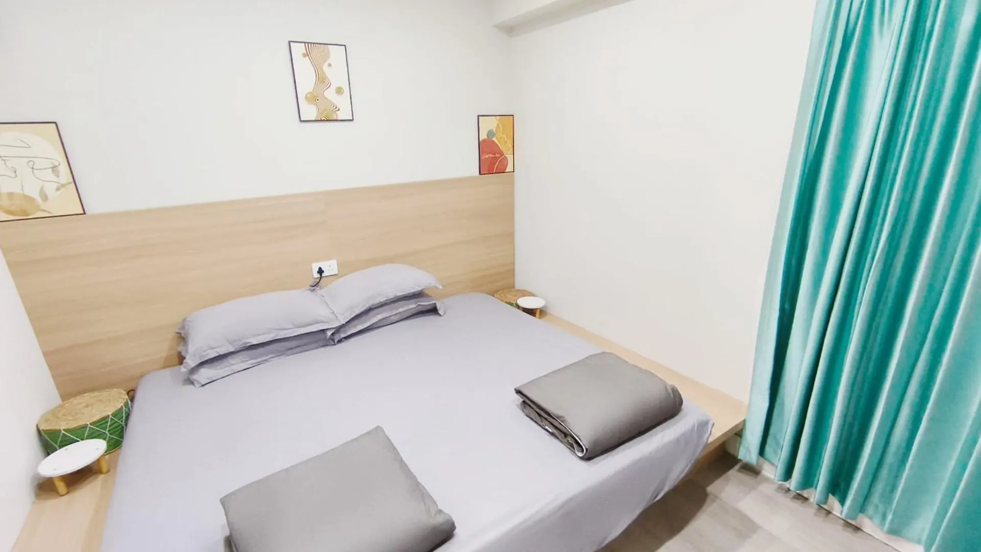 Nap Hella Inn Hong Kong Capsule hotel